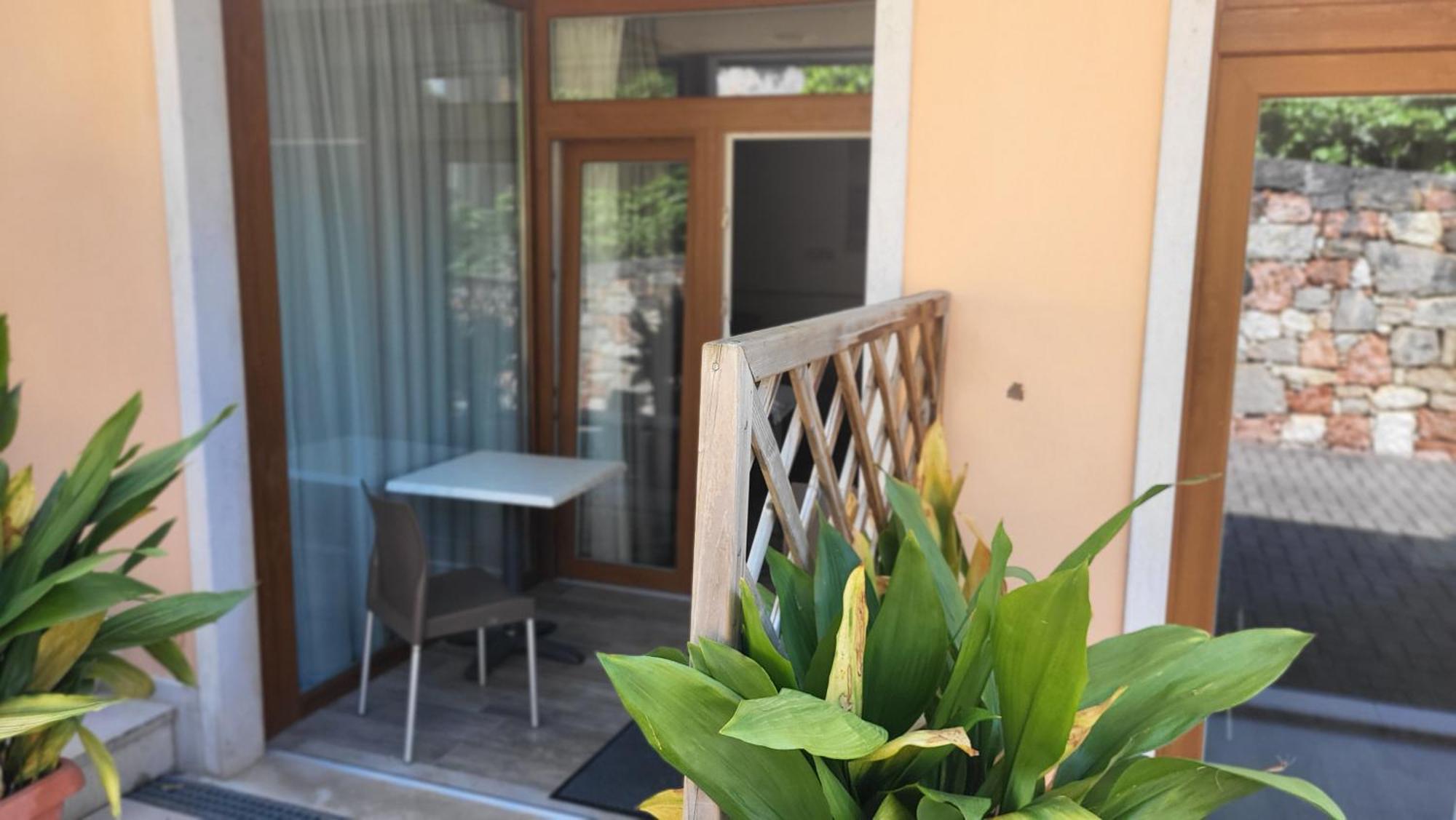 برنزوني سول جاردا Residence Villa Margherita المظهر الخارجي الصورة