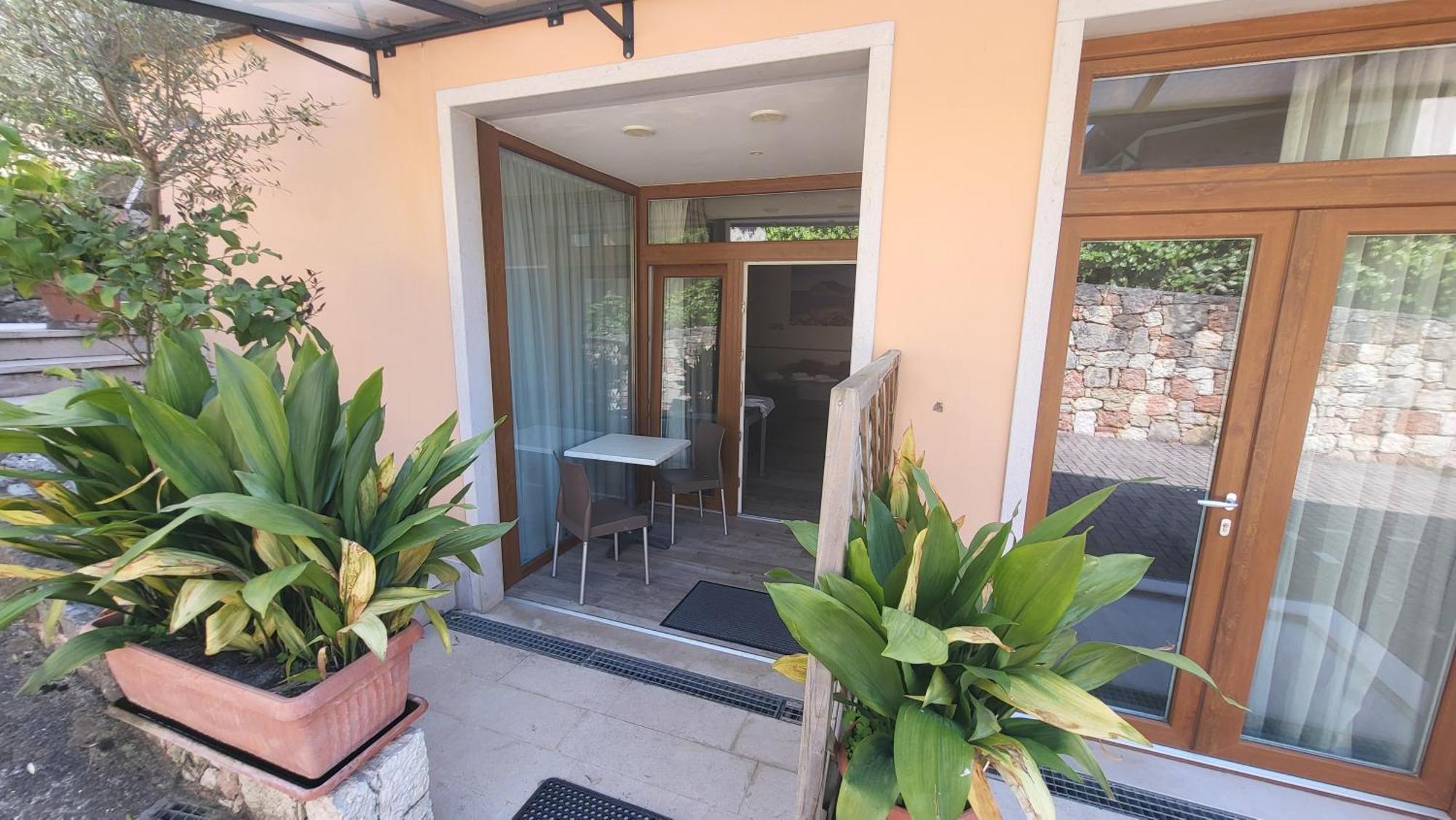 برنزوني سول جاردا Residence Villa Margherita المظهر الخارجي الصورة