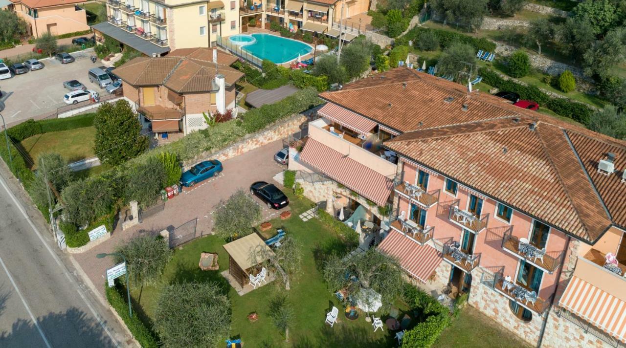 برنزوني سول جاردا Residence Villa Margherita المظهر الخارجي الصورة